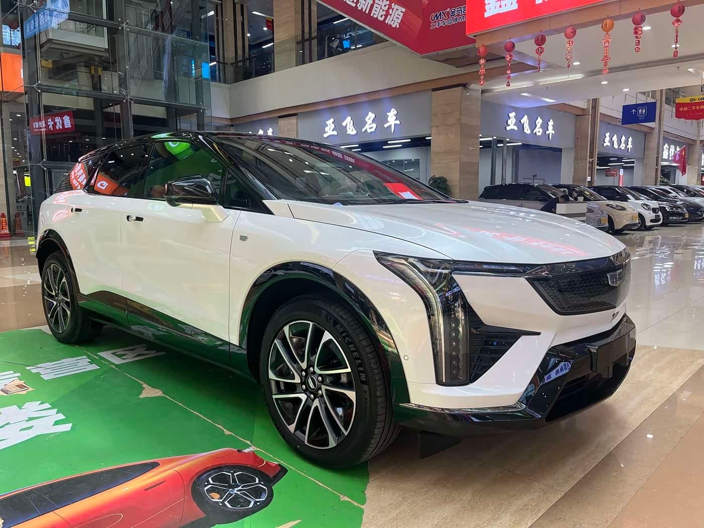 2024 Cadillac IQ Ao Ge White, 38,000 km, China export – photo 4