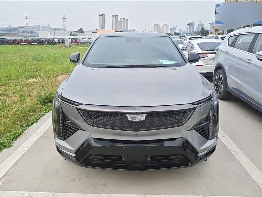 2024 Cadillac IQ Ao Ge رمادي فضي, 52,000 km, China export – photo 2