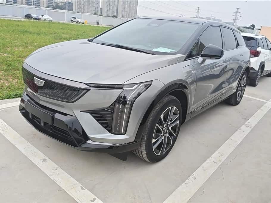 2024 Cadillac IQ Ao Ge رمادي فضي, 52,000 km, China export – photo 1