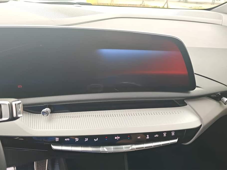 2024 Cadillac IQ Ao Ge رمادي فضي, 52,000 km, China export – photo 13