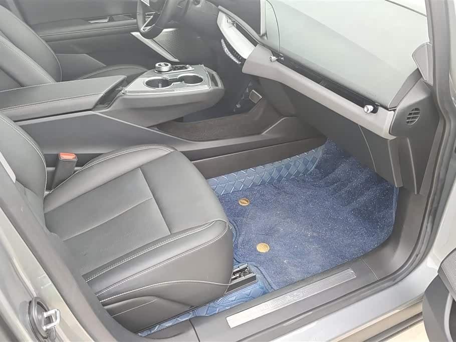 2024 Cadillac IQ Ao Ge رمادي فضي, 52,000 km, China export – photo 8