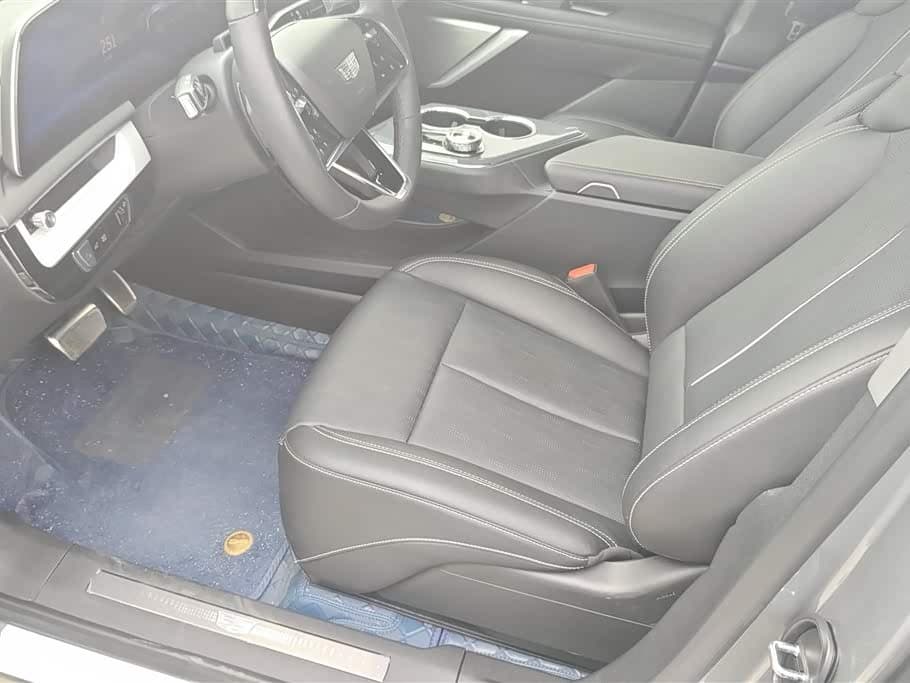 2024 Cadillac IQ Ao Ge رمادي فضي, 52,000 km, China export – photo 9
