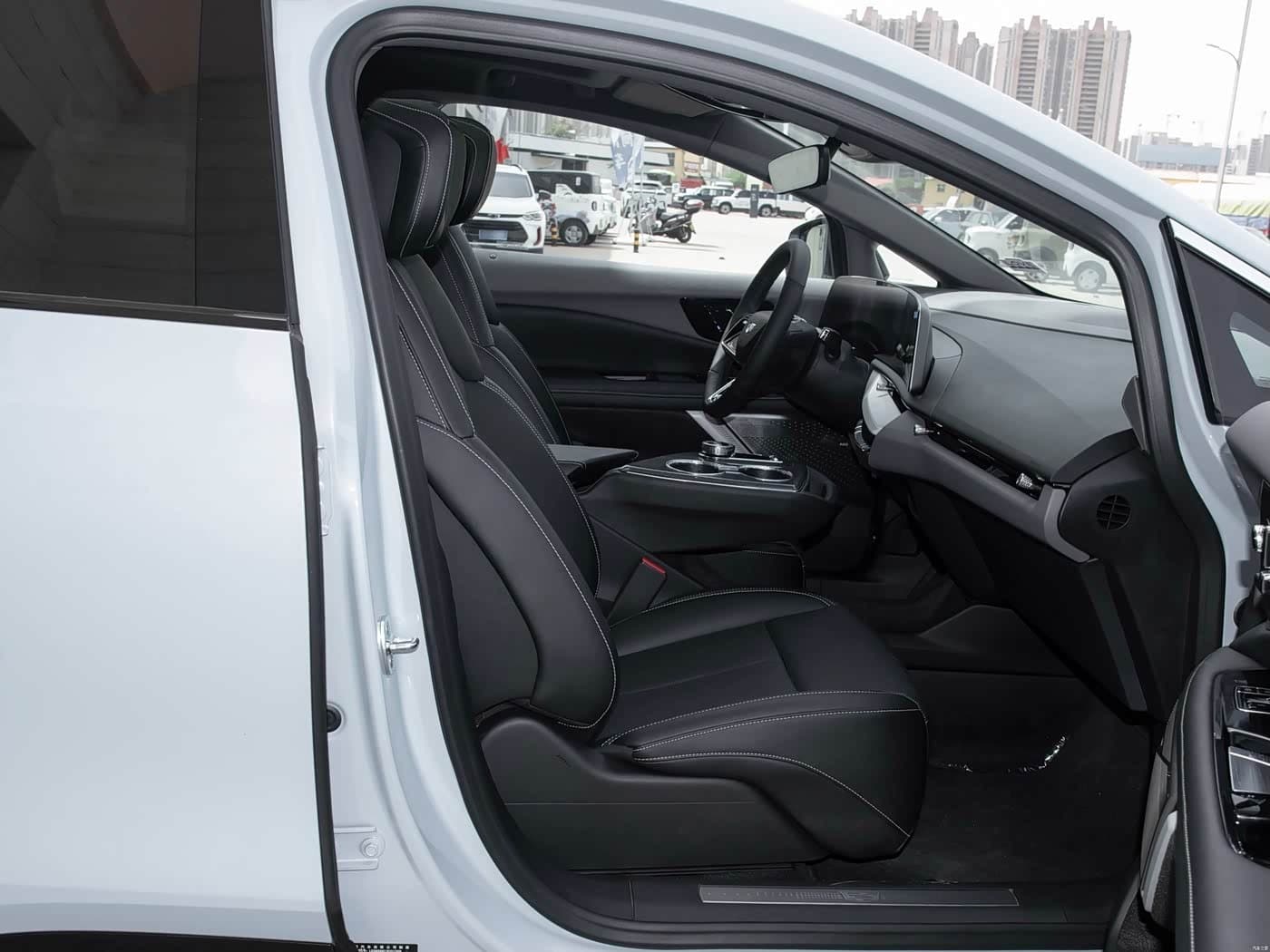 2024 Cadillac IQ Ao Ge رمادي فضي, 18,000 km, China export – photo 18