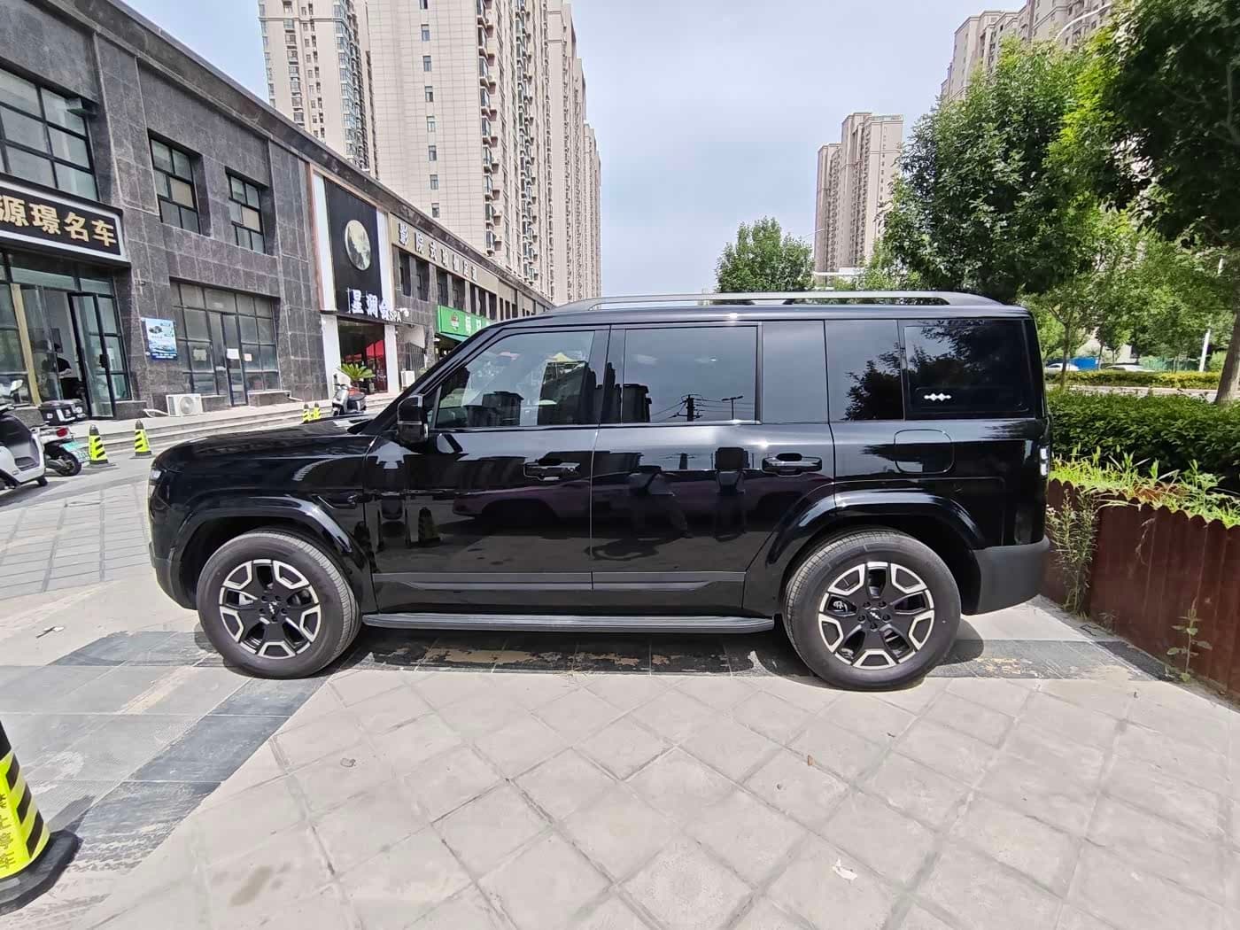 2025 Fang Cheng Bao Titanium 7 Black, 1,600 km, China export – photo 7