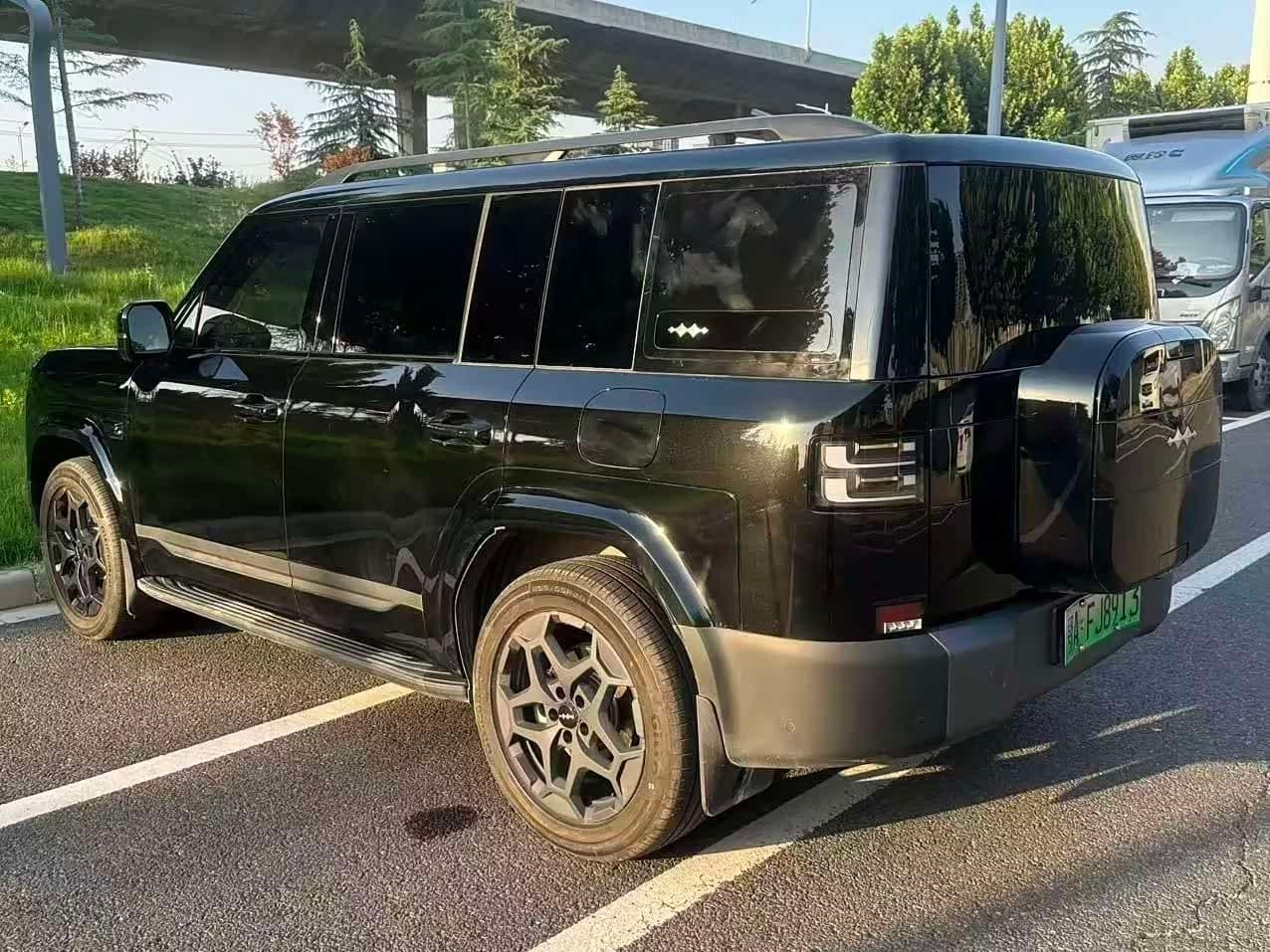 2025 Fang Cheng Bao Titanium 7 Black, 10,000 km, China export – photo 6