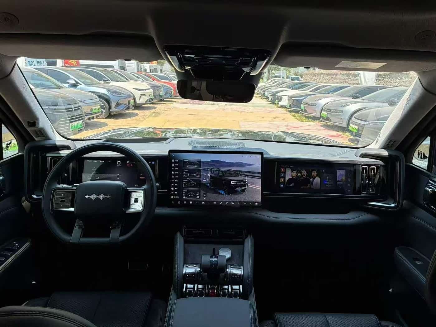2025 Fang Cheng Bao Leopard 5 Black, 9,000 km, China export – photo 6
