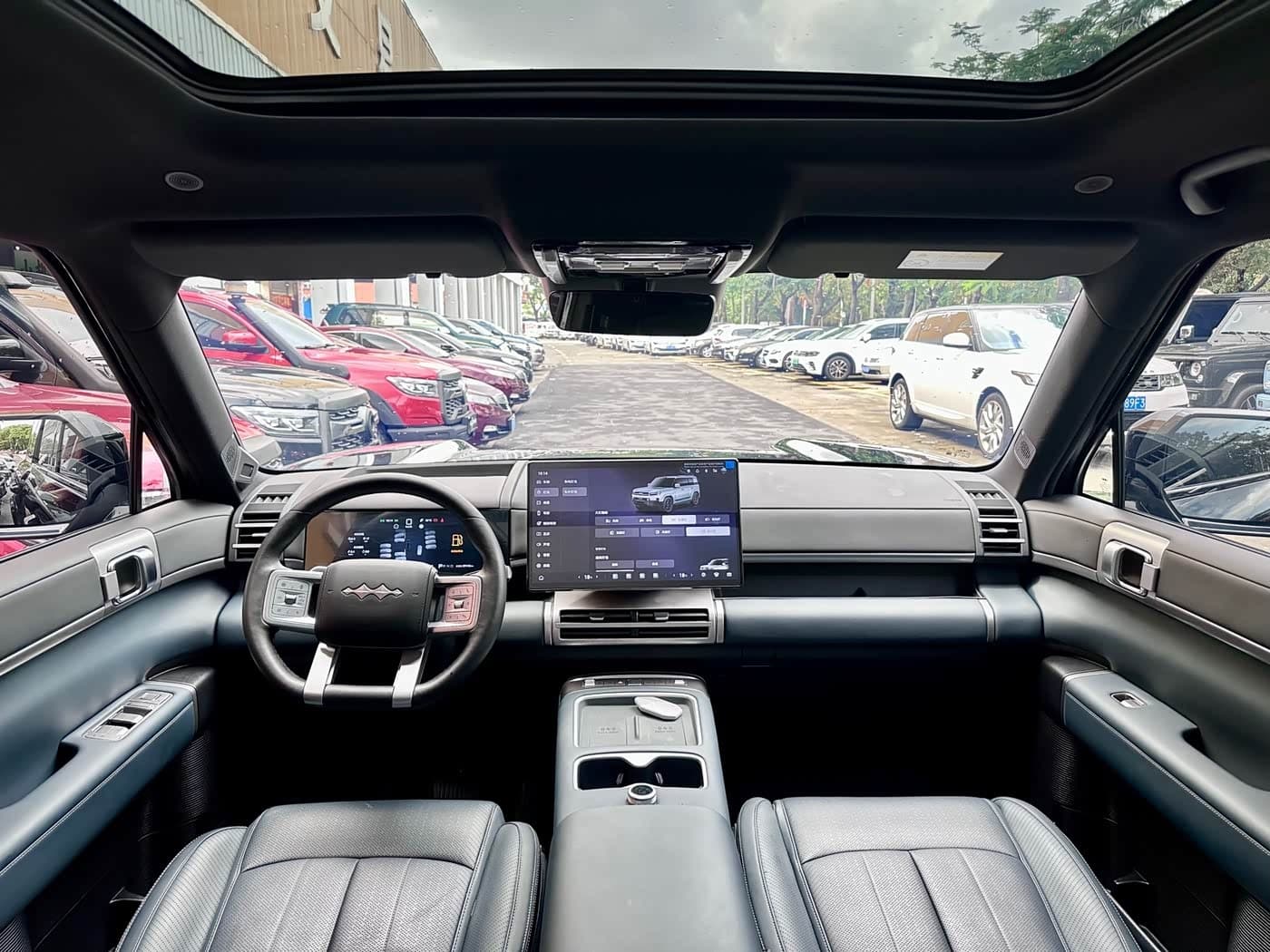 2025 Fang Cheng Bao Titanium 7 Black, 36,000 km, China export – photo 10