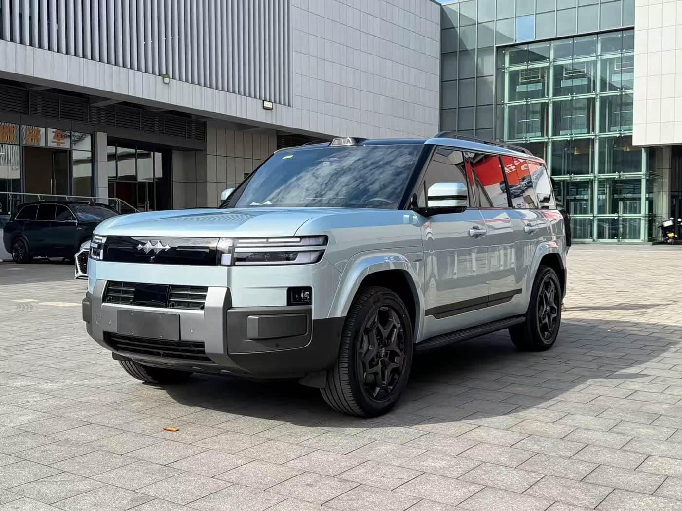 2025 Fang Cheng Bao Titanium 7 Zilvergrijs, 2,000 km, China export – photo 1