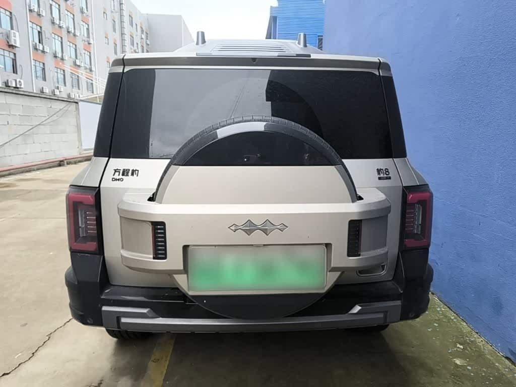 2025 Fang Cheng Bao Leopard 8 Champagne, 8,900 km, China export – photo 6