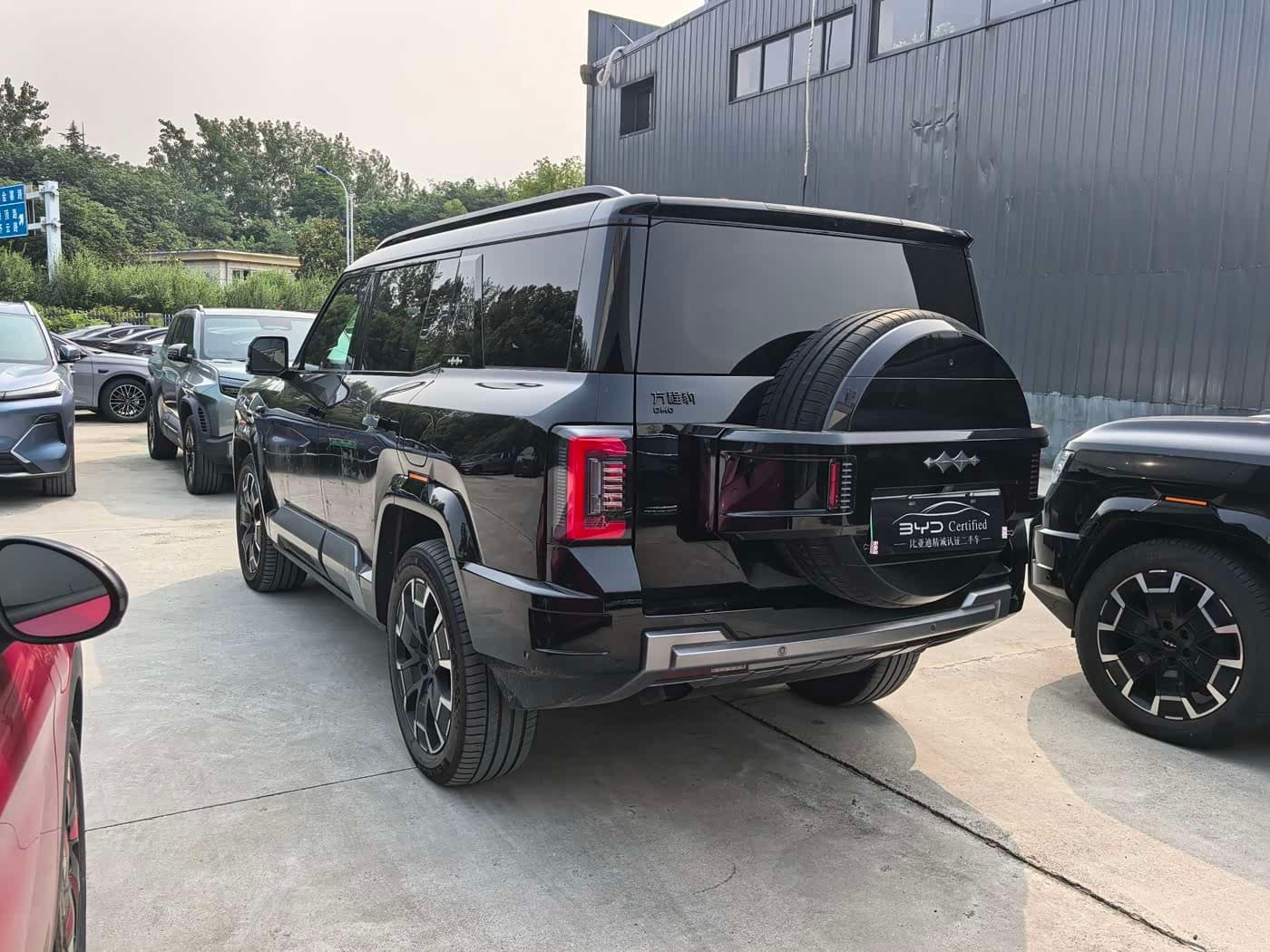 2024 Fang Cheng Bao Leopard 8 Black, 7,900 km, China export – photo 4