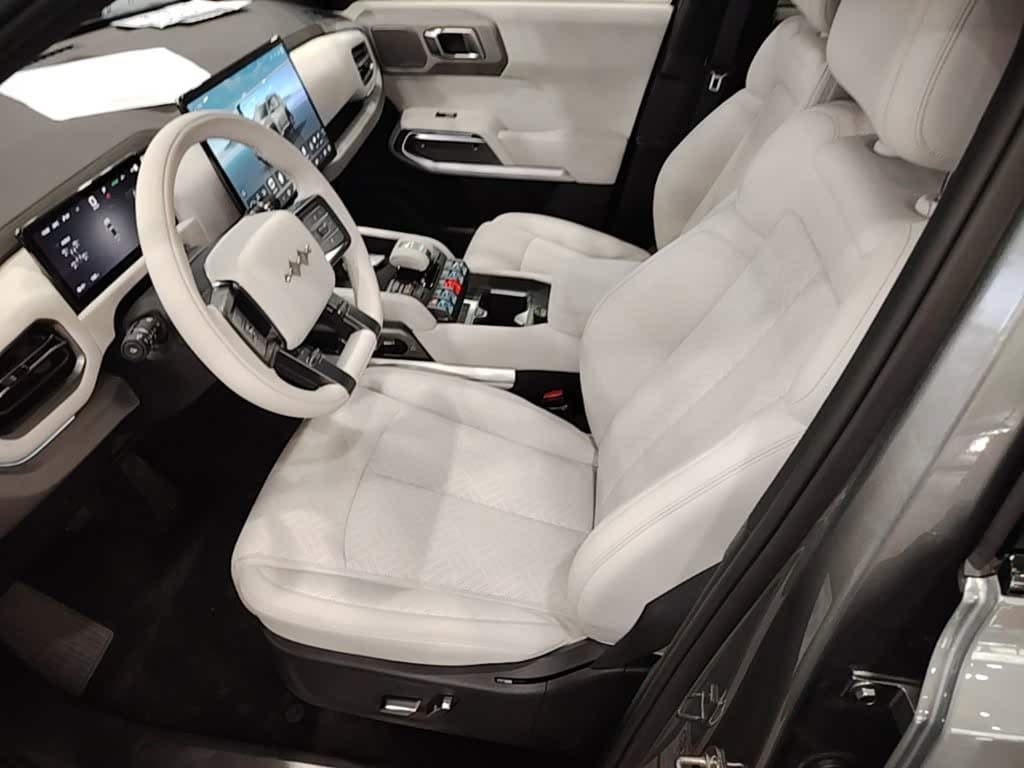 2025 Fang Cheng Bao Titanium 3 Green, 3,400 km, China export – photo 15