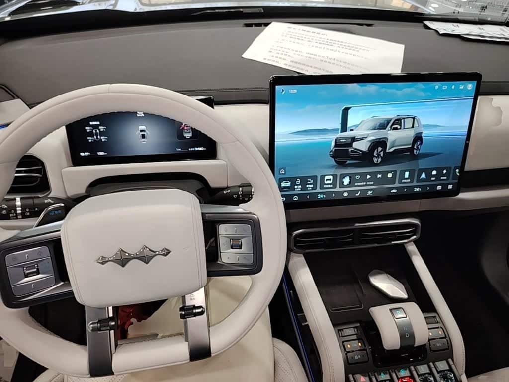 2025 Fang Cheng Bao Titanium 3 Green, 3,400 km, China export – photo 10