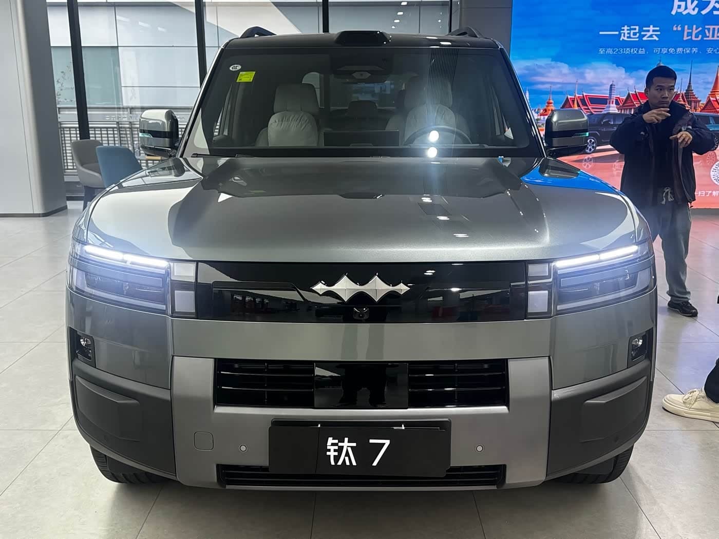2025 Fang Cheng Bao Titanium 7 Green, 100 km, China export – photo 2
