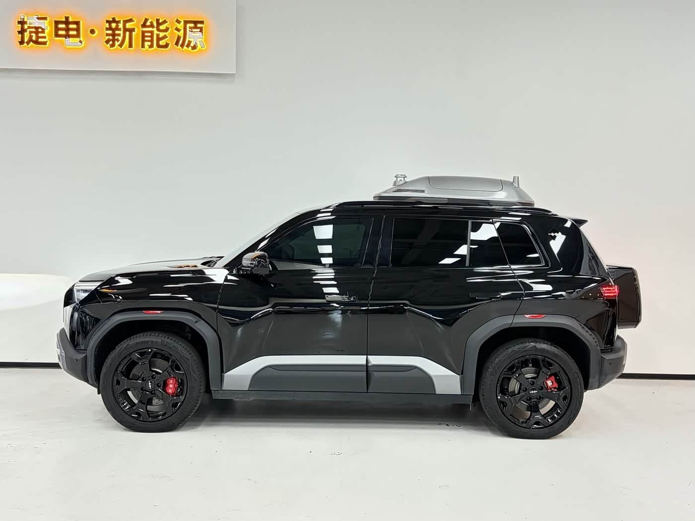 2025 Fang Cheng Bao Titanium 3 Black, 18,000 km, China export – photo 10