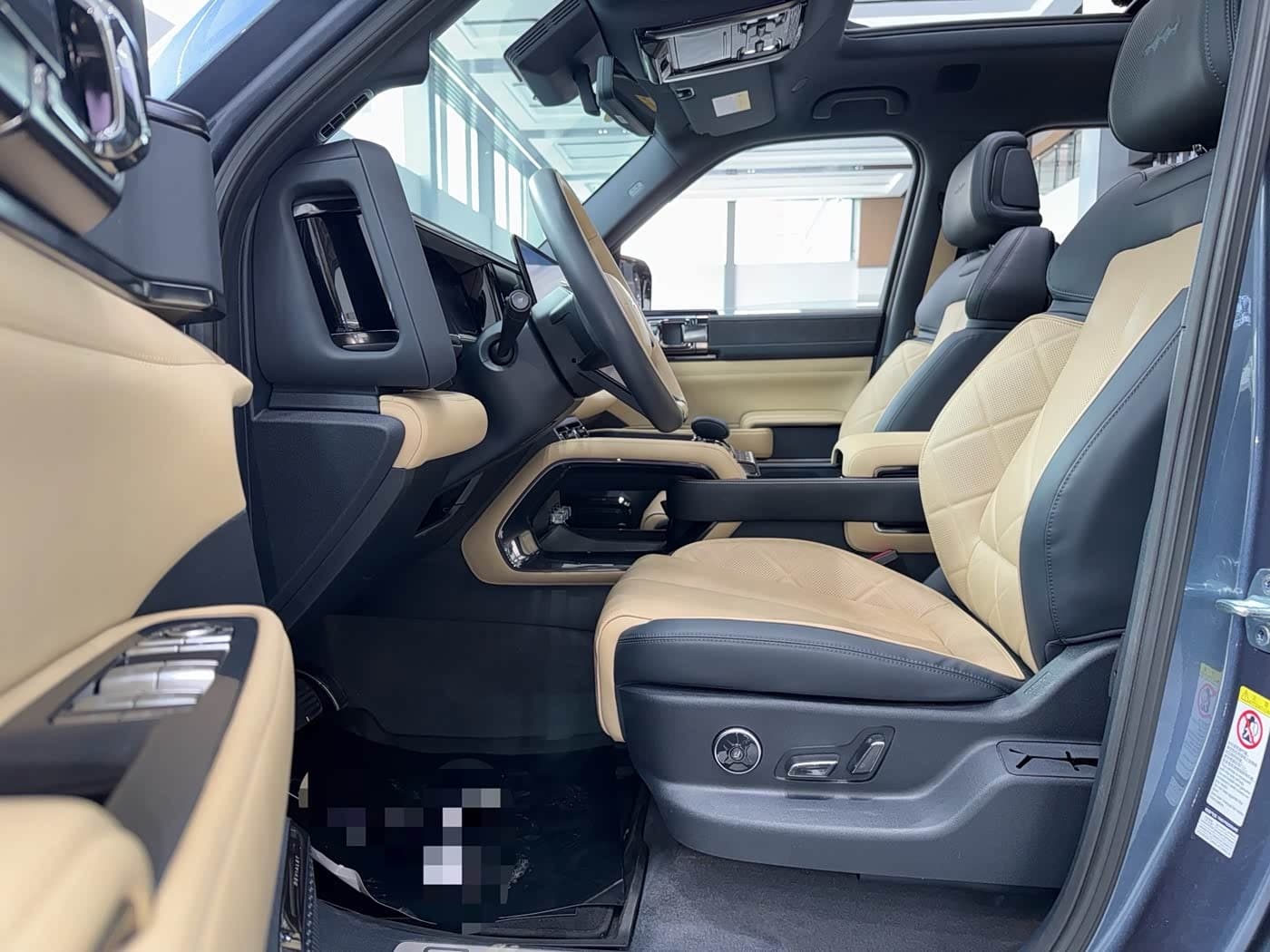 2023 Fang Cheng Bao Leopard 5 Blue, 30,000 km, China export – photo 4