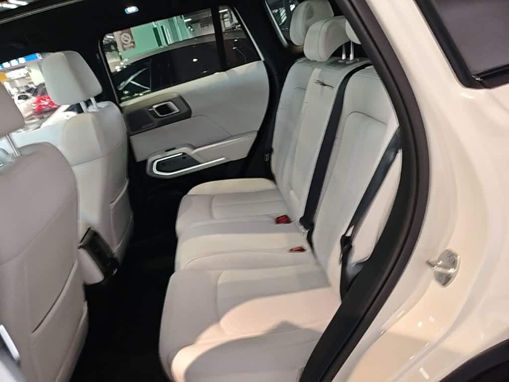 2025 Fang Cheng Bao Titanium 3 White, 11,000 km, China export – photo 17