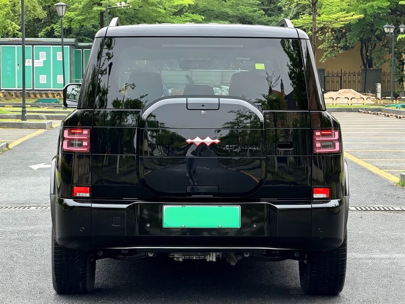 2025 Fang Cheng Bao Titanium 7 Black, 12,000 km, China export – photo 16