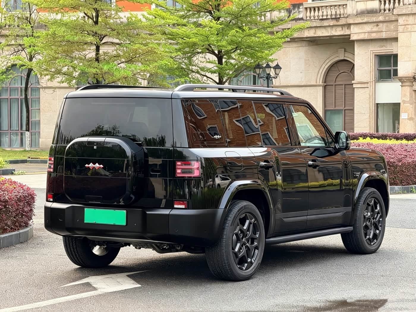 2025 Fang Cheng Bao Titanium 7 Black, 12,000 km, China export – photo 4