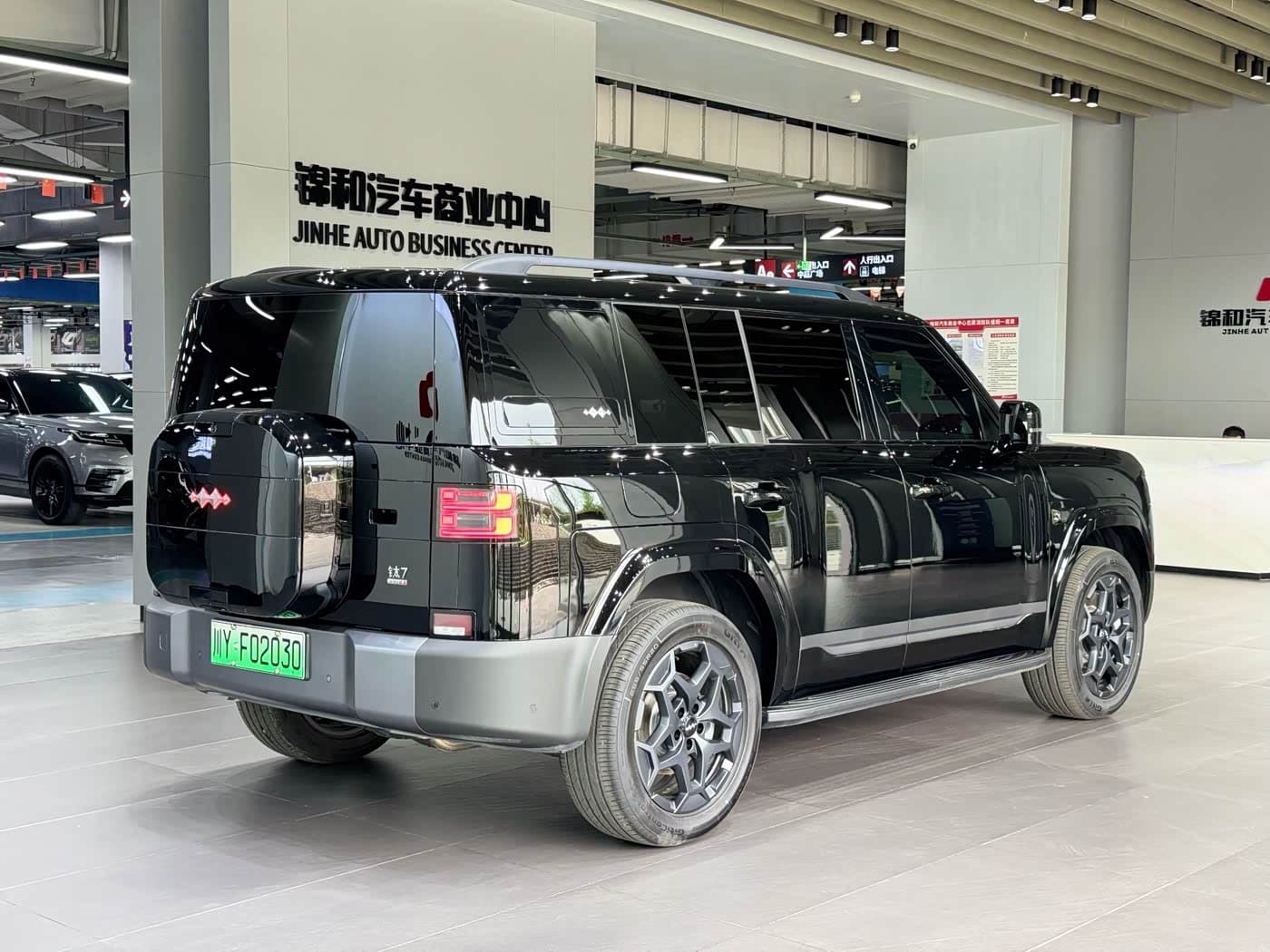 2025 Fang Cheng Bao Titanium 7 Black, 2,000 km, China export – photo 5