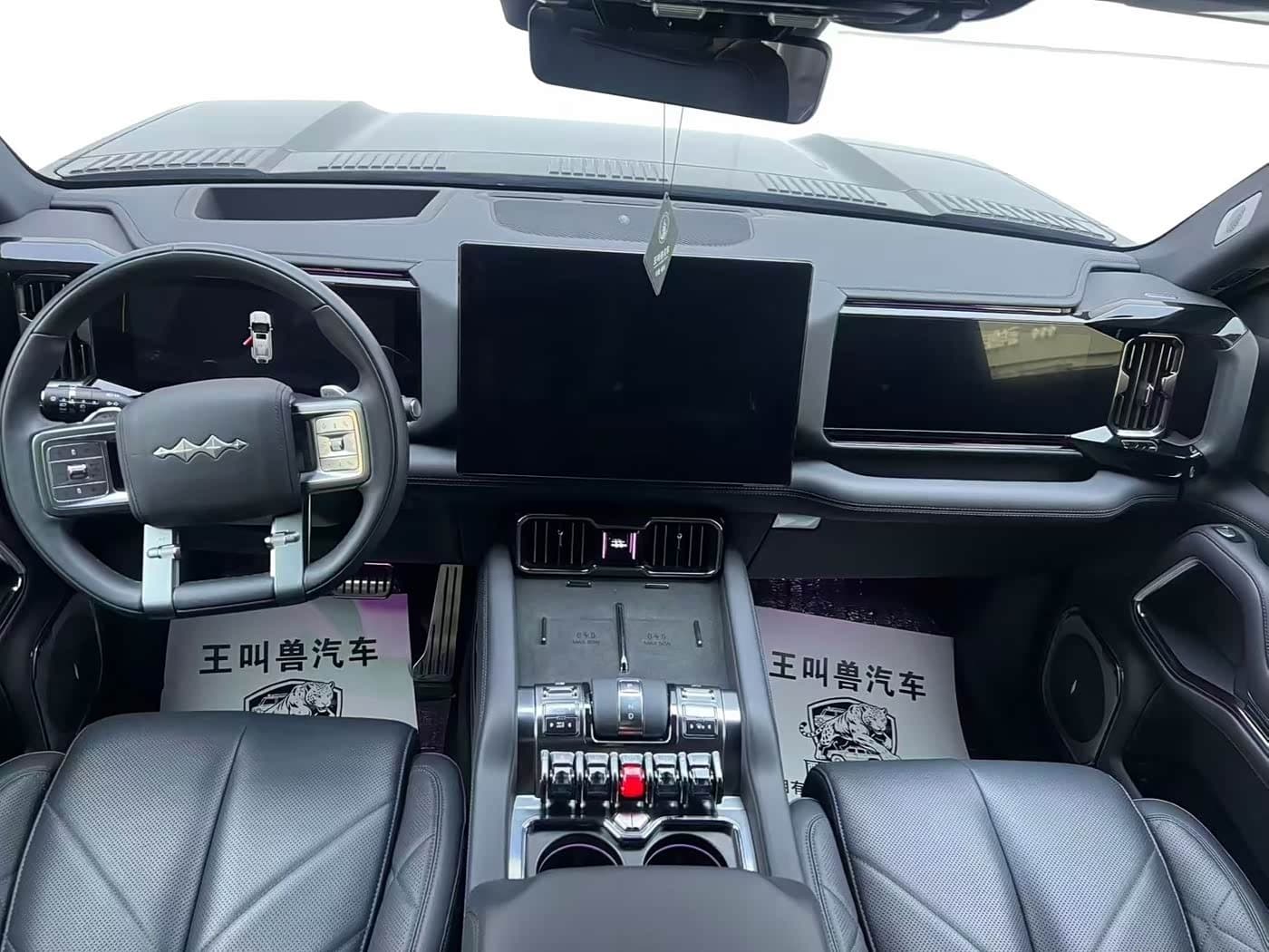 2025 Fang Cheng Bao Leopard 8 Black, 18,000 km, China export – photo 4
