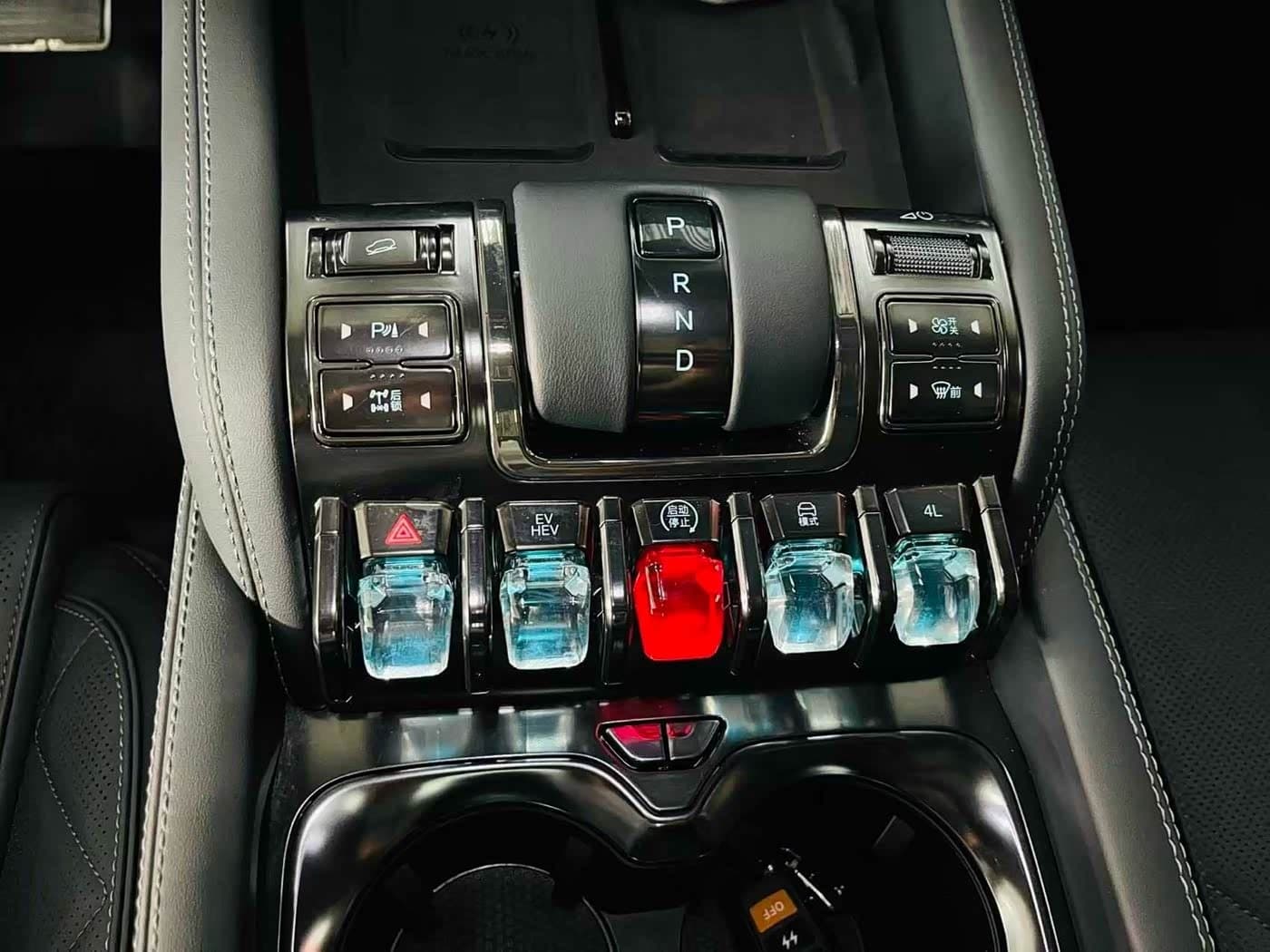 2025 Fang Cheng Bao Leopard 5 Black, 23,000 km, China export – photo 16