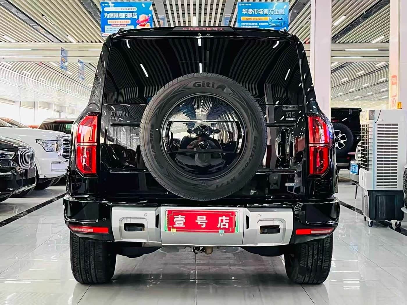 2025 Fang Cheng Bao Leopard 5 Black, 23,000 km, China export – photo 5