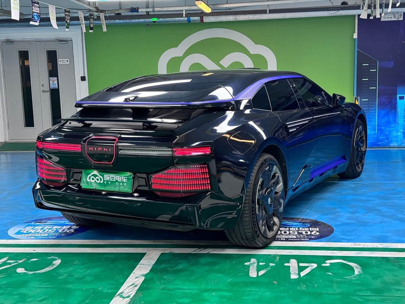 2022 Hiphi Z Black, 31,000 km, China export – photo 17