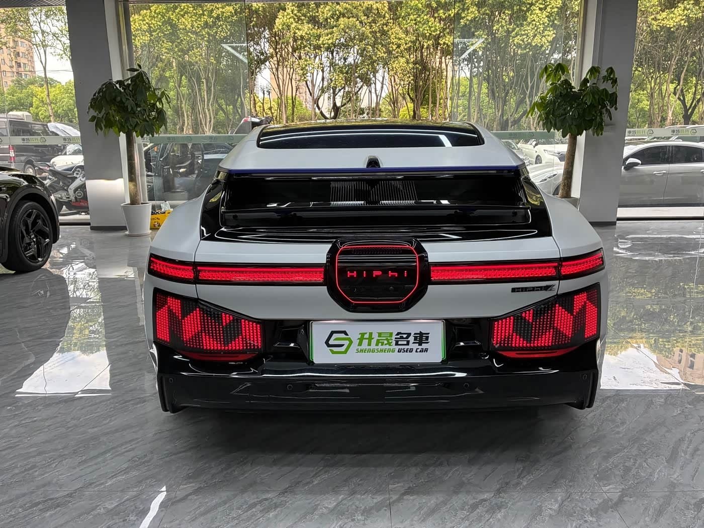 2022 Hiphi Z White, 58,000 km, China export – photo 8