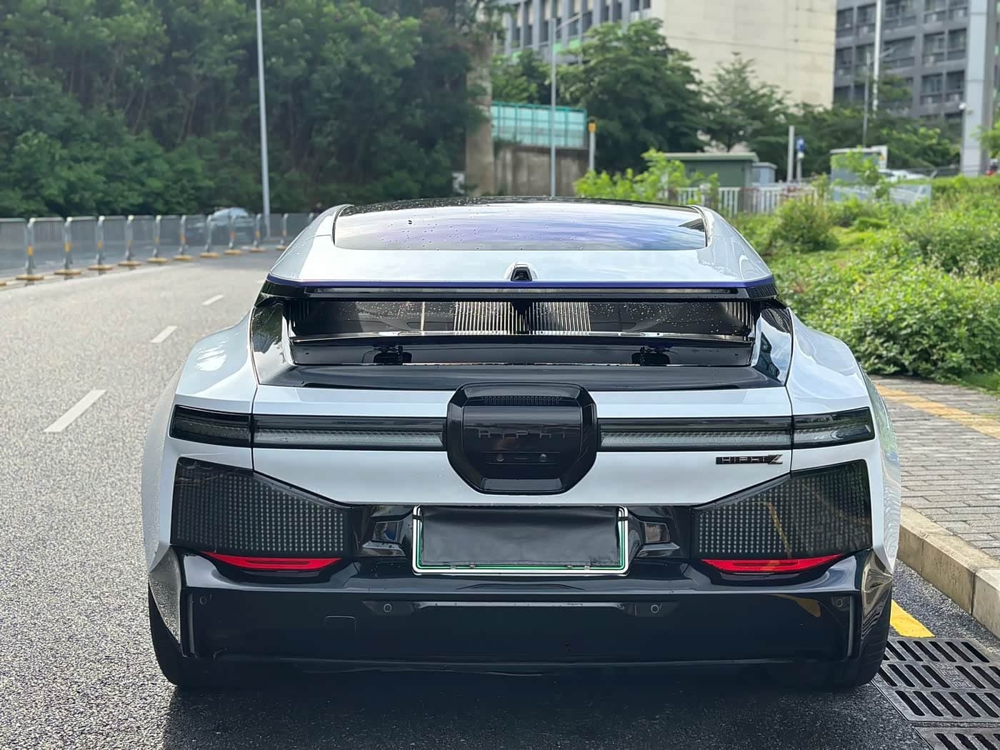 2022 Hiphi Z White, 49,000 km, China export – photo 9
