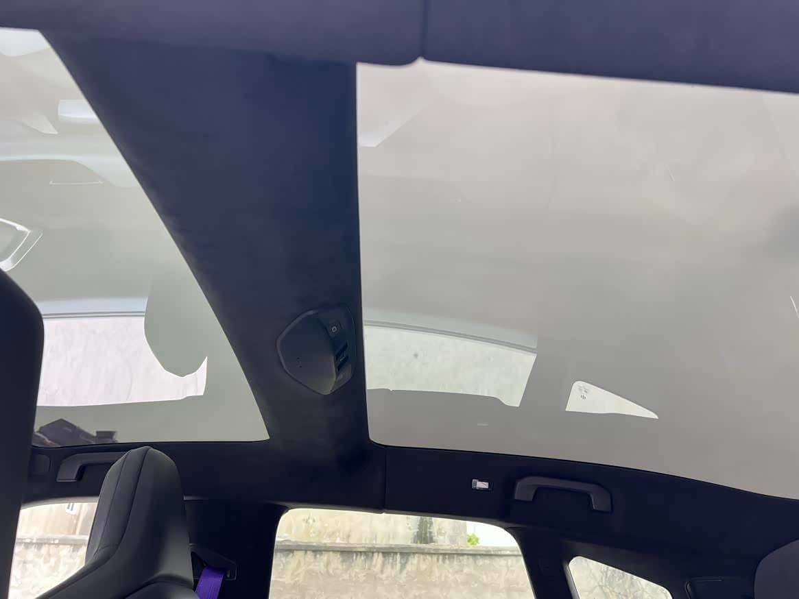 2022 Hiphi Z Zilvergrijs, 33,000 km, China export – photo 9