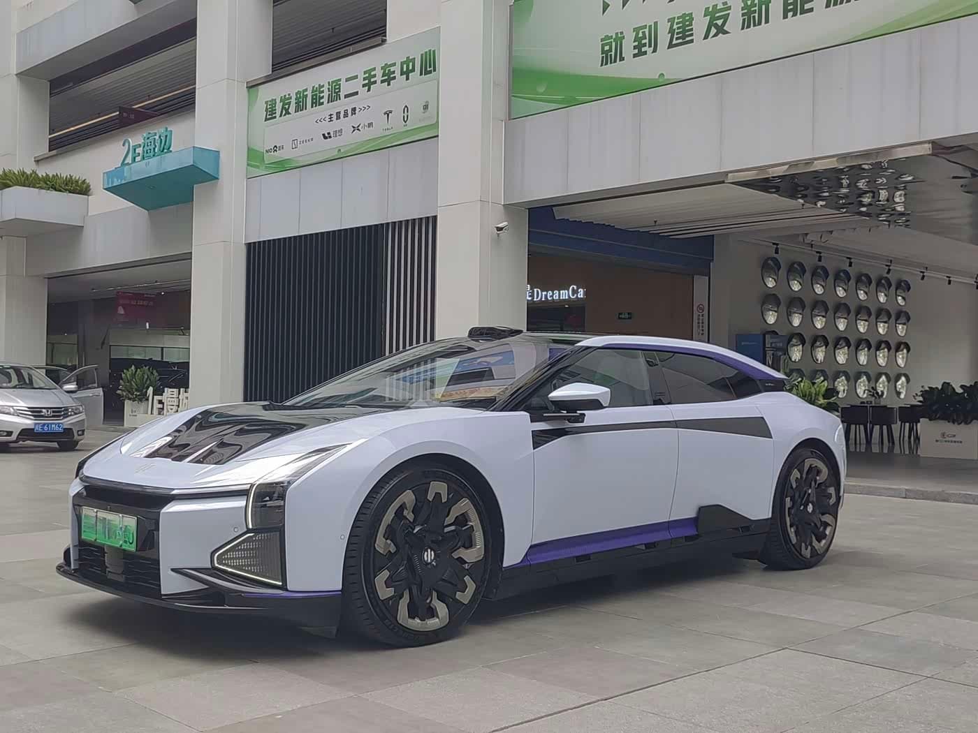 2023 Hiphi Z Blue, 4,500 km, China export – photo 1