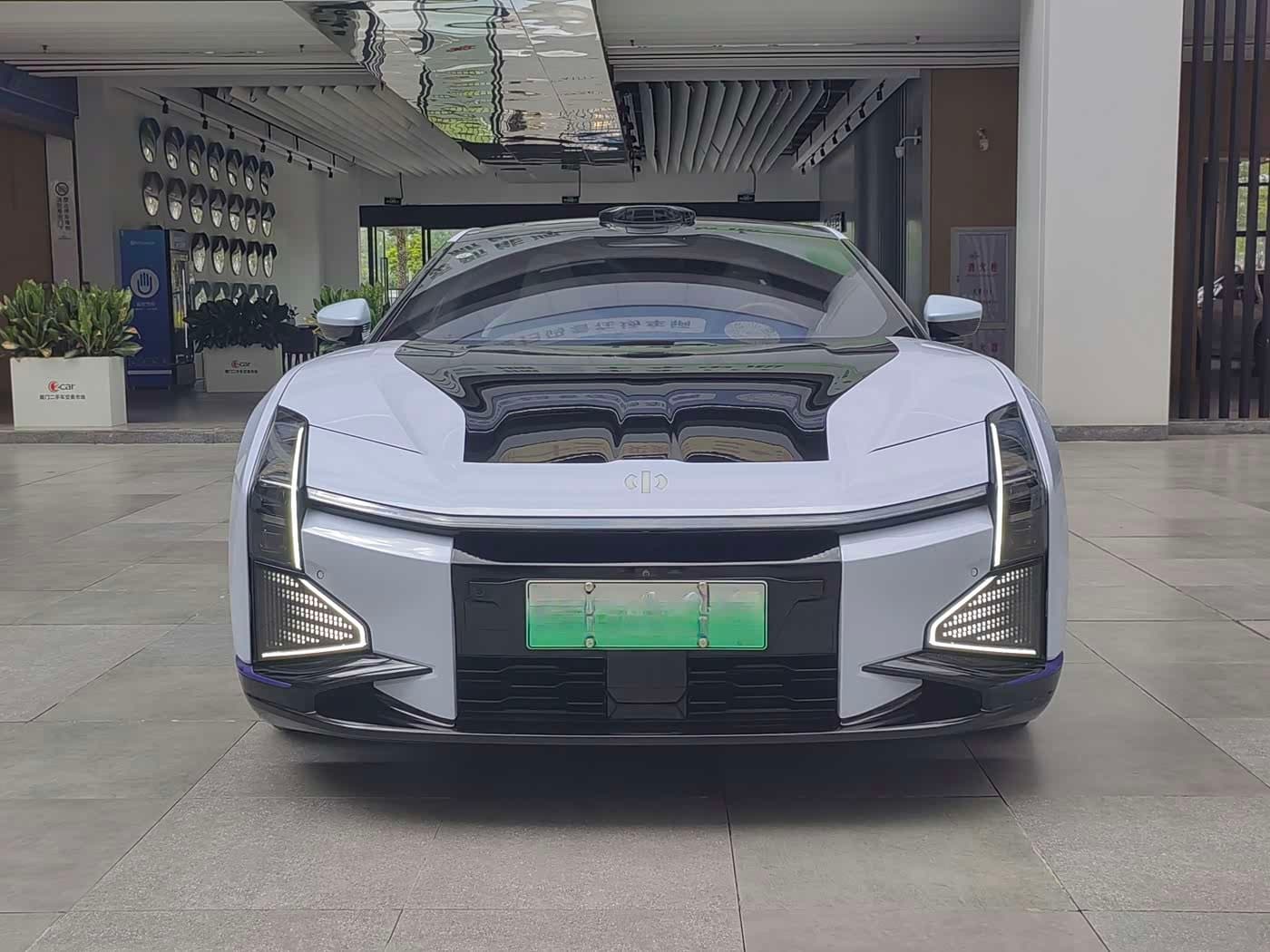 2023 Hiphi Z Blue, 4,500 km, China export – photo 2