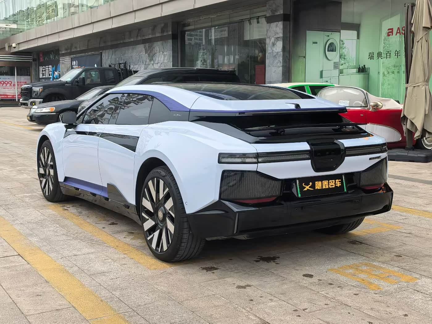 2022 Hiphi Z Blue, 50,000 km, China export – photo 5