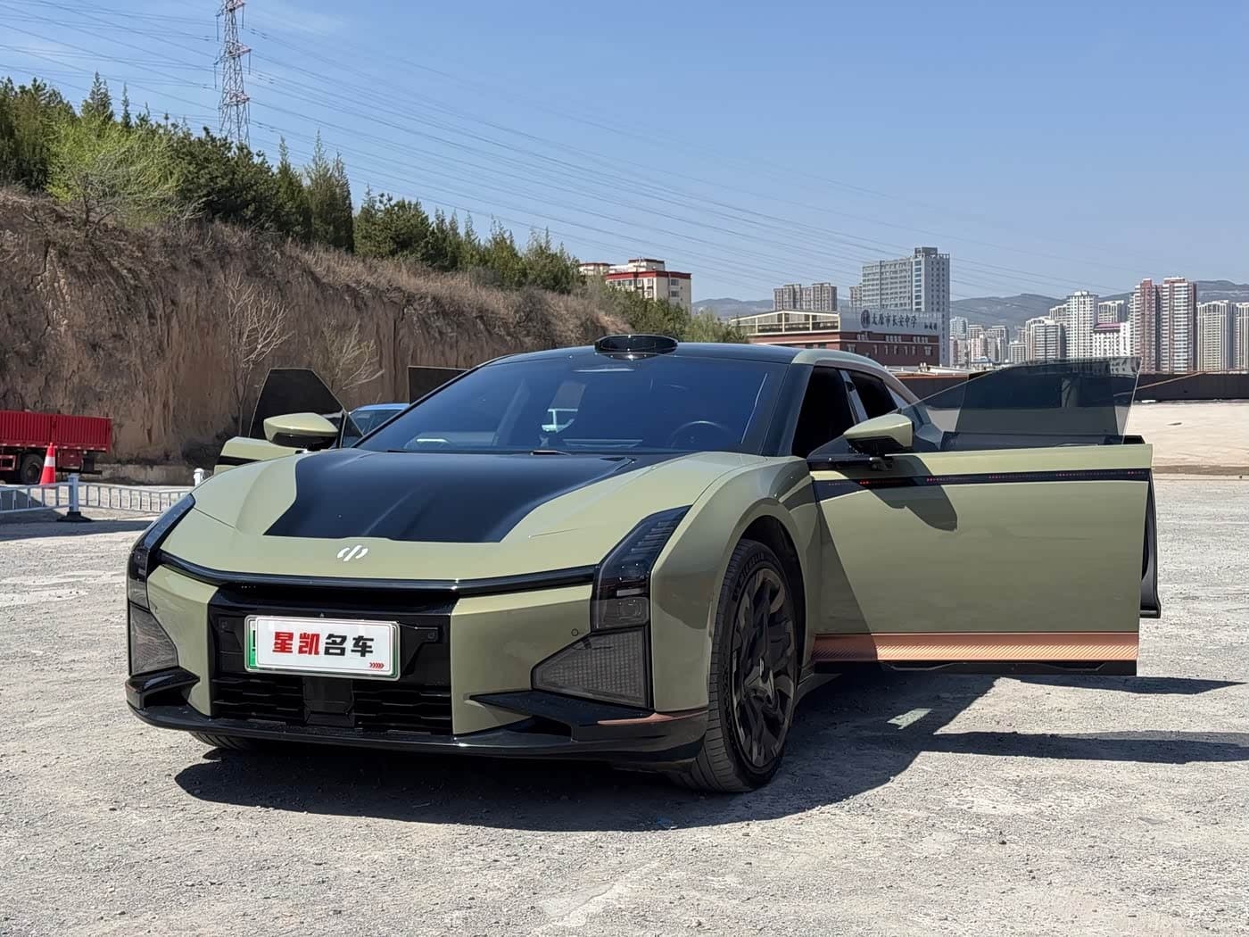 2022 Hiphi Z Green, 30,000 km, China export – photo 8