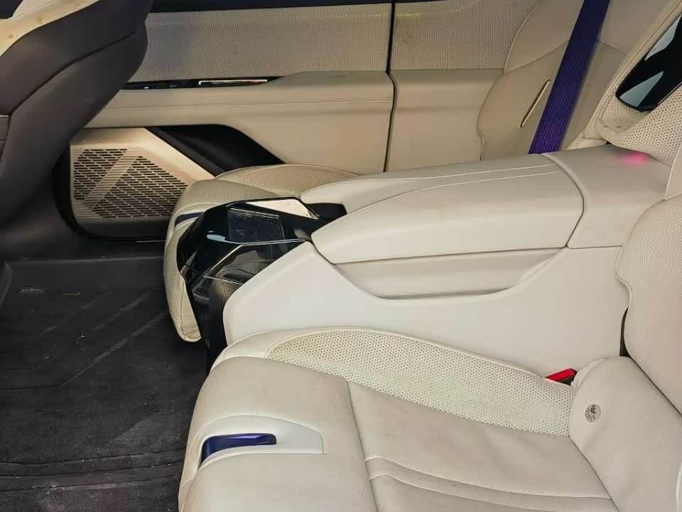 2022 Hiphi Z Blue, 13,700 km, China export – photo 6