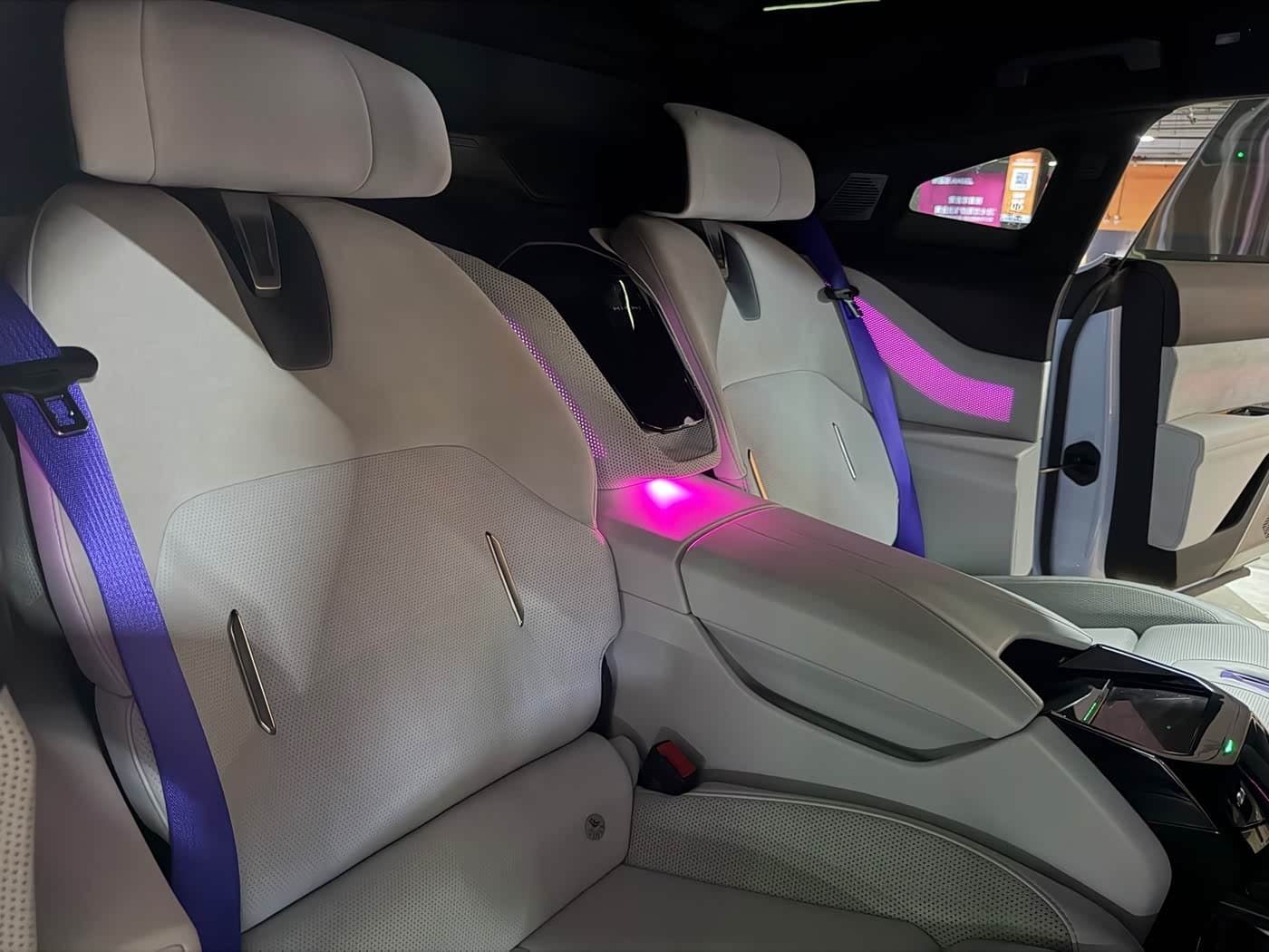 2022 Hiphi Z Blue, 100,000 km, China export – photo 7