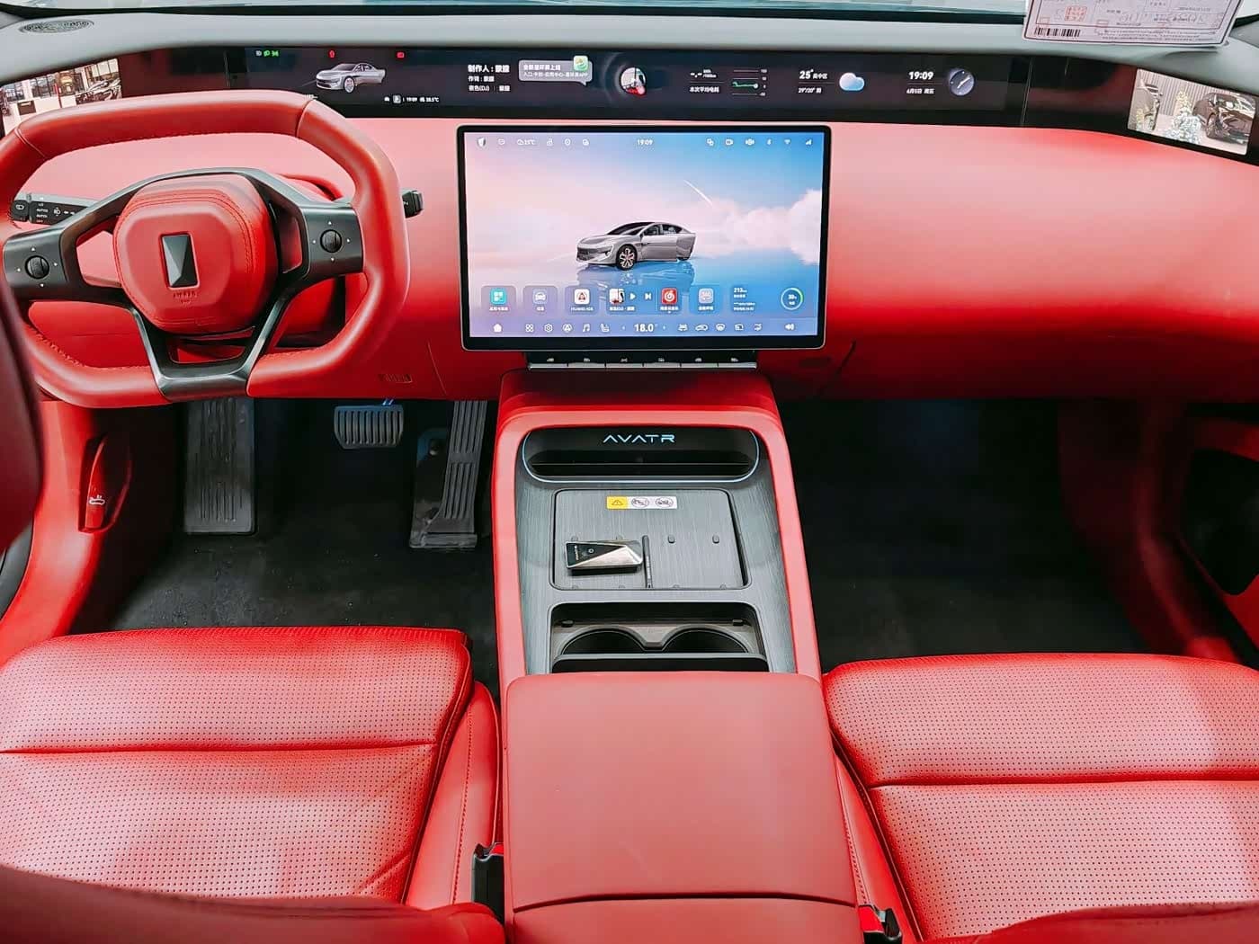 2025 Avatr 12 Silbergrau, 4,100 km, China export – photo 16