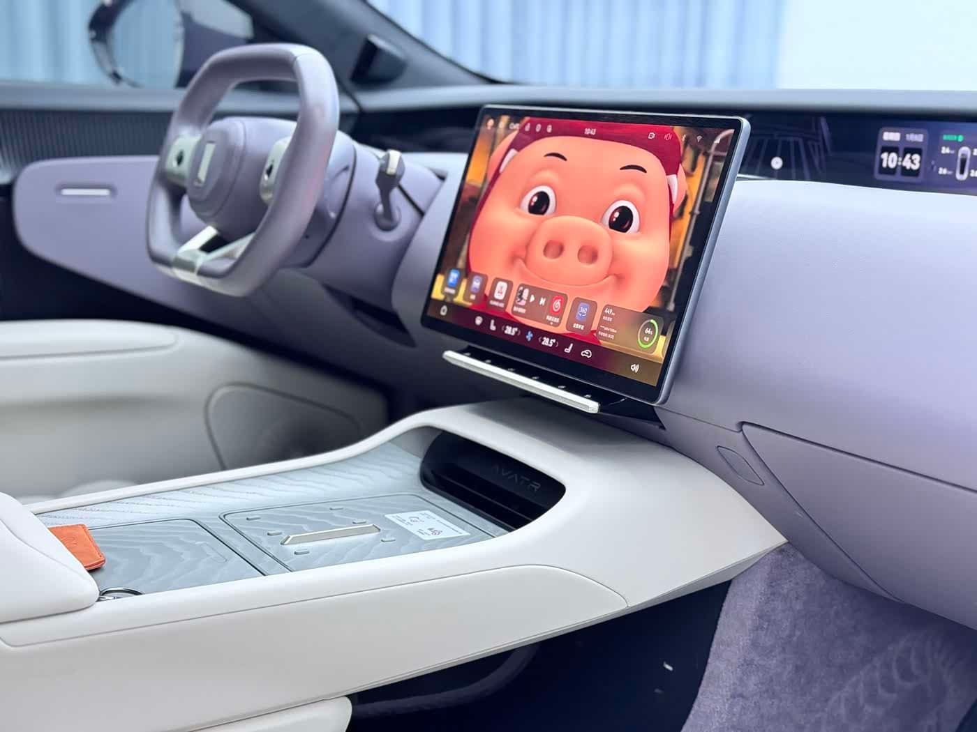 2024 Avatr 12 Red, 39,000 km, China export – photo 12
