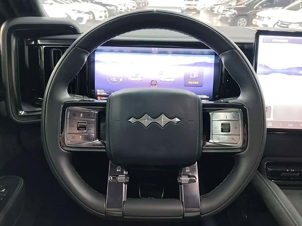 2023 Fang Cheng Bao Leopard 5 White, 40,700 km, China export – photo 11