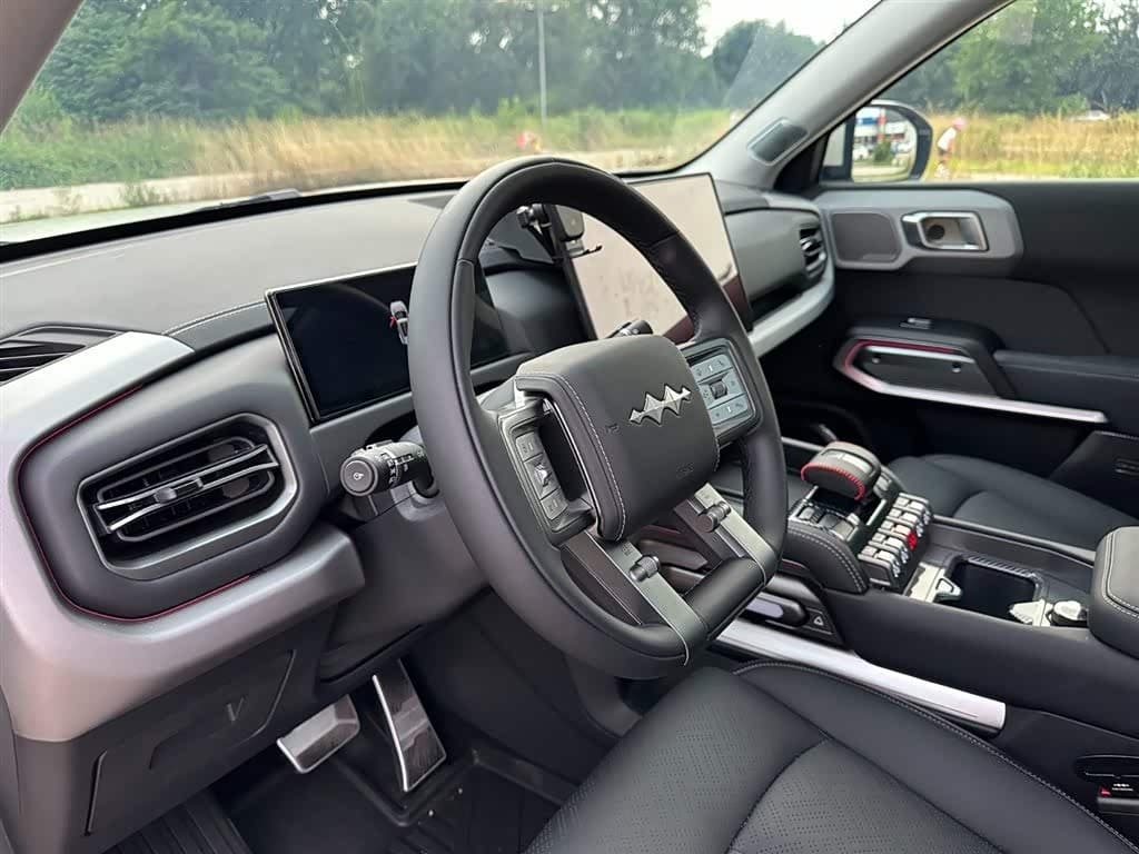 2025 Fang Cheng Bao Titanium 3 White, 12,000 km, China export – photo 13