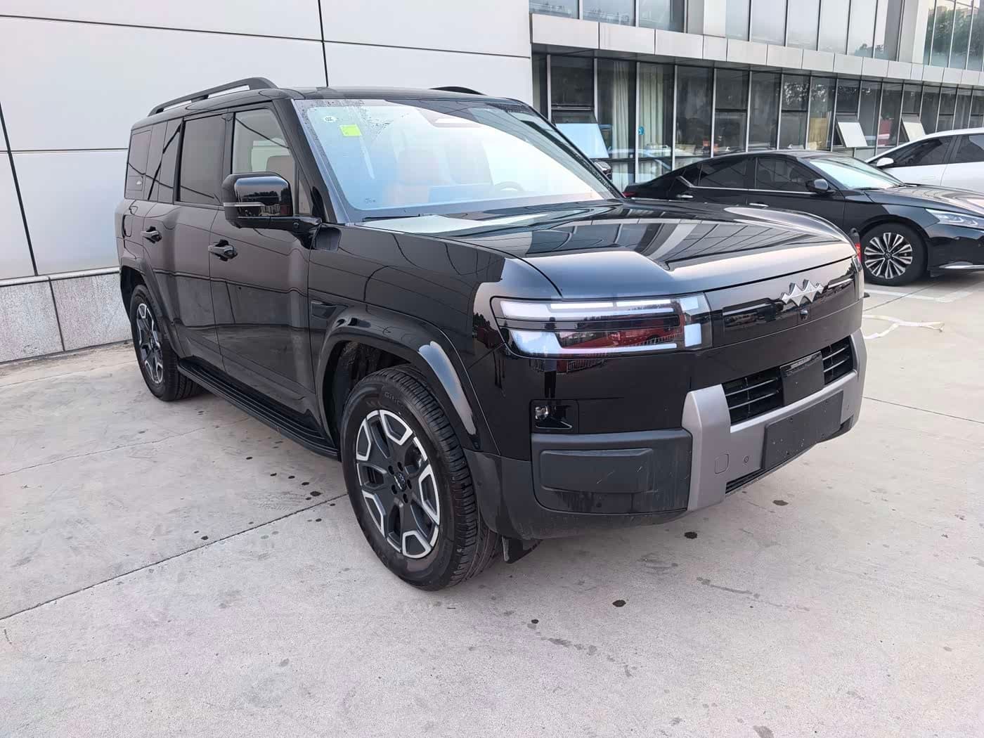 2025 Fang Cheng Bao Titanium 7 Black, 500 km, China export – photo 3