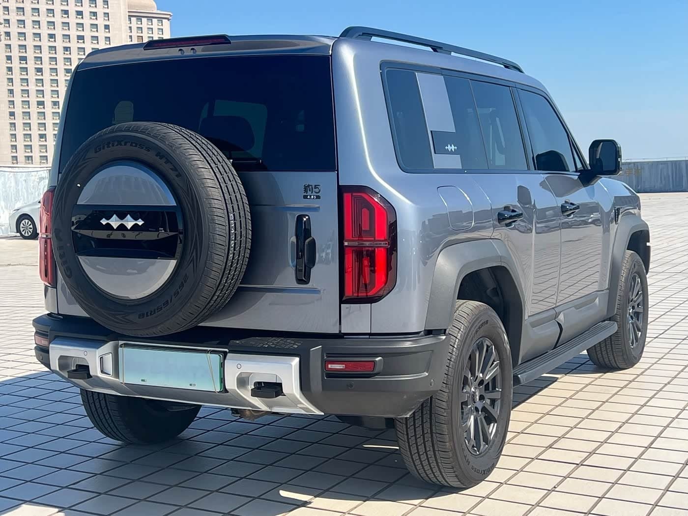 2023 Fang Cheng Bao Leopard 5 Gris Plata, 8,000 km, China export – photo 6