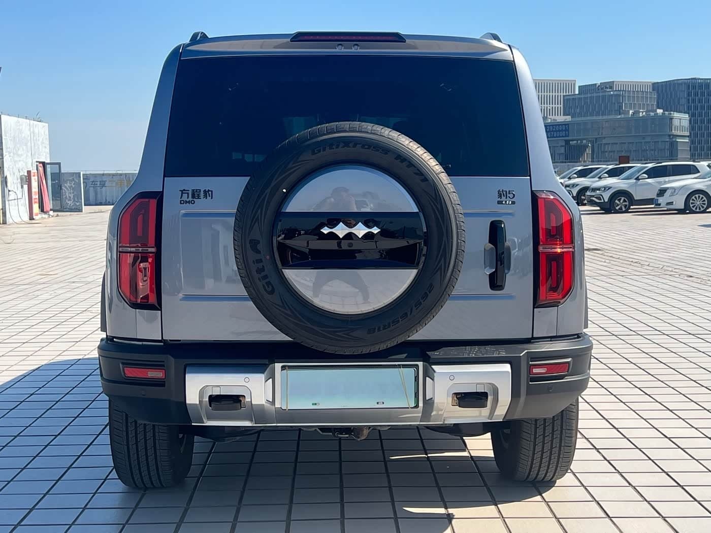 2023 Fang Cheng Bao Leopard 5 Gris Plata, 8,000 km, China export – photo 5