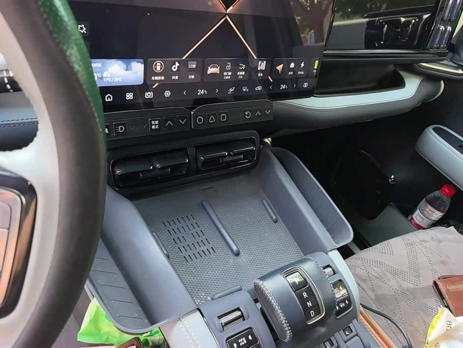 2023 Fang Cheng Bao Leopard 5 Black, 87,900 km, China export – photo 16