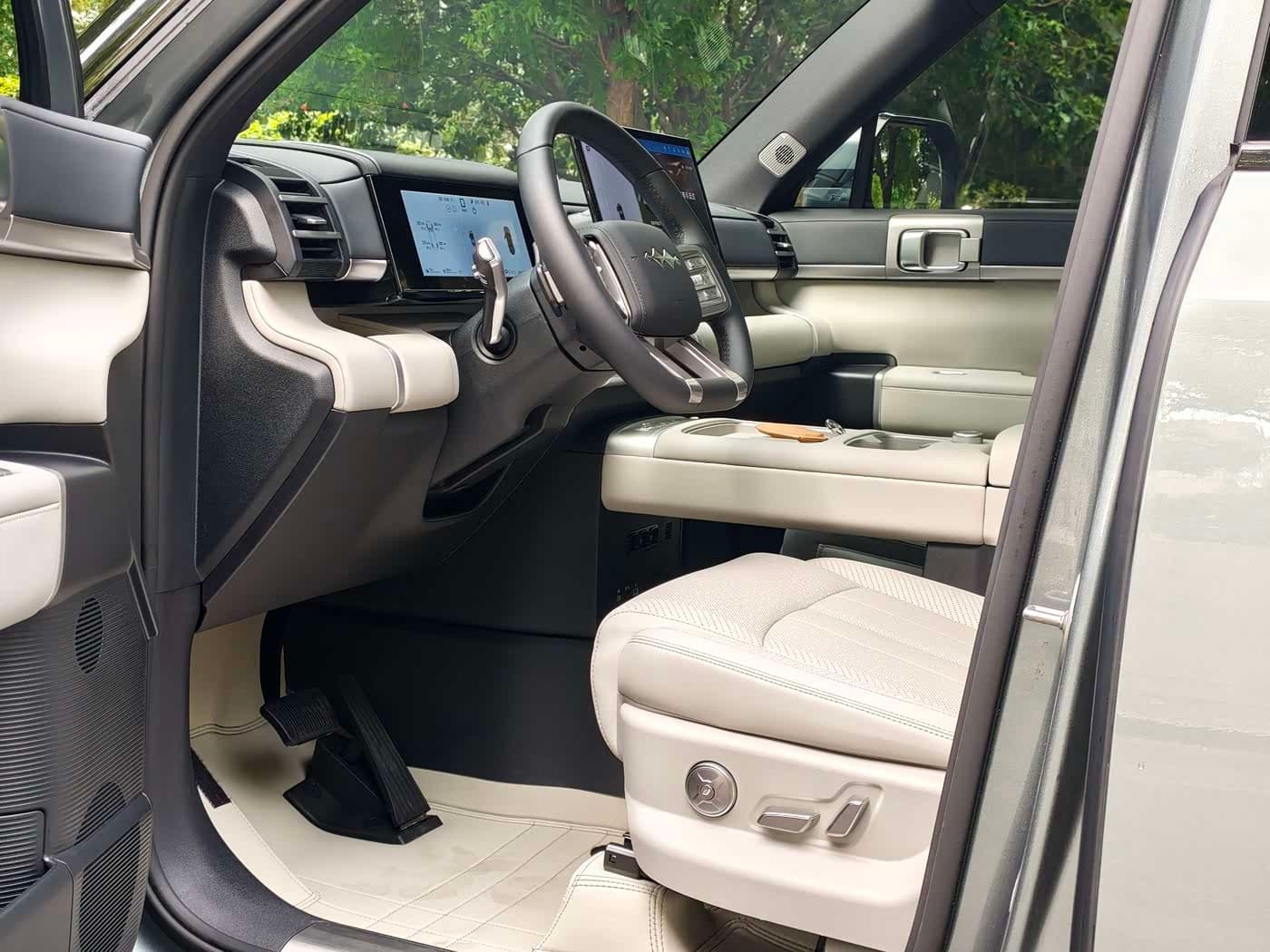 2025 Fang Cheng Bao Titanium 7 Green, 12,000 km, China export – photo 4