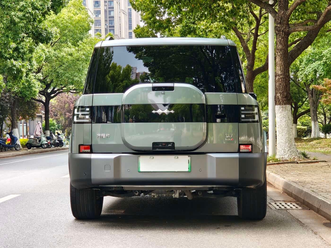 2025 Fang Cheng Bao Titanium 7 Green, 12,000 km, China export – photo 15