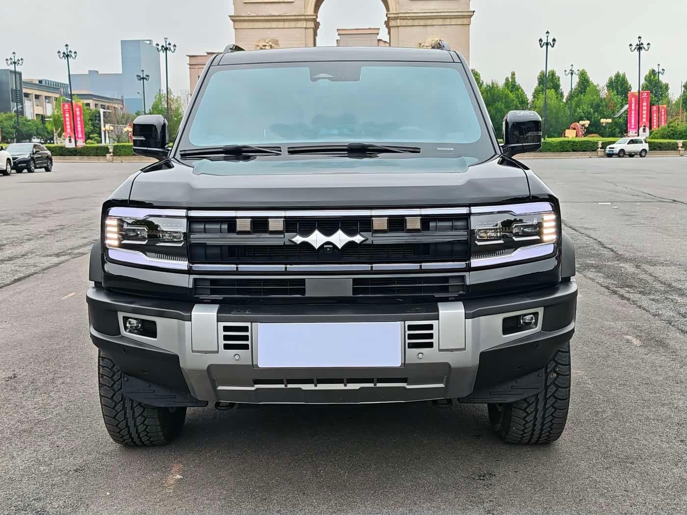 2023 Fang Cheng Bao Leopard 5 Black, 32,000 km, China export – photo 2