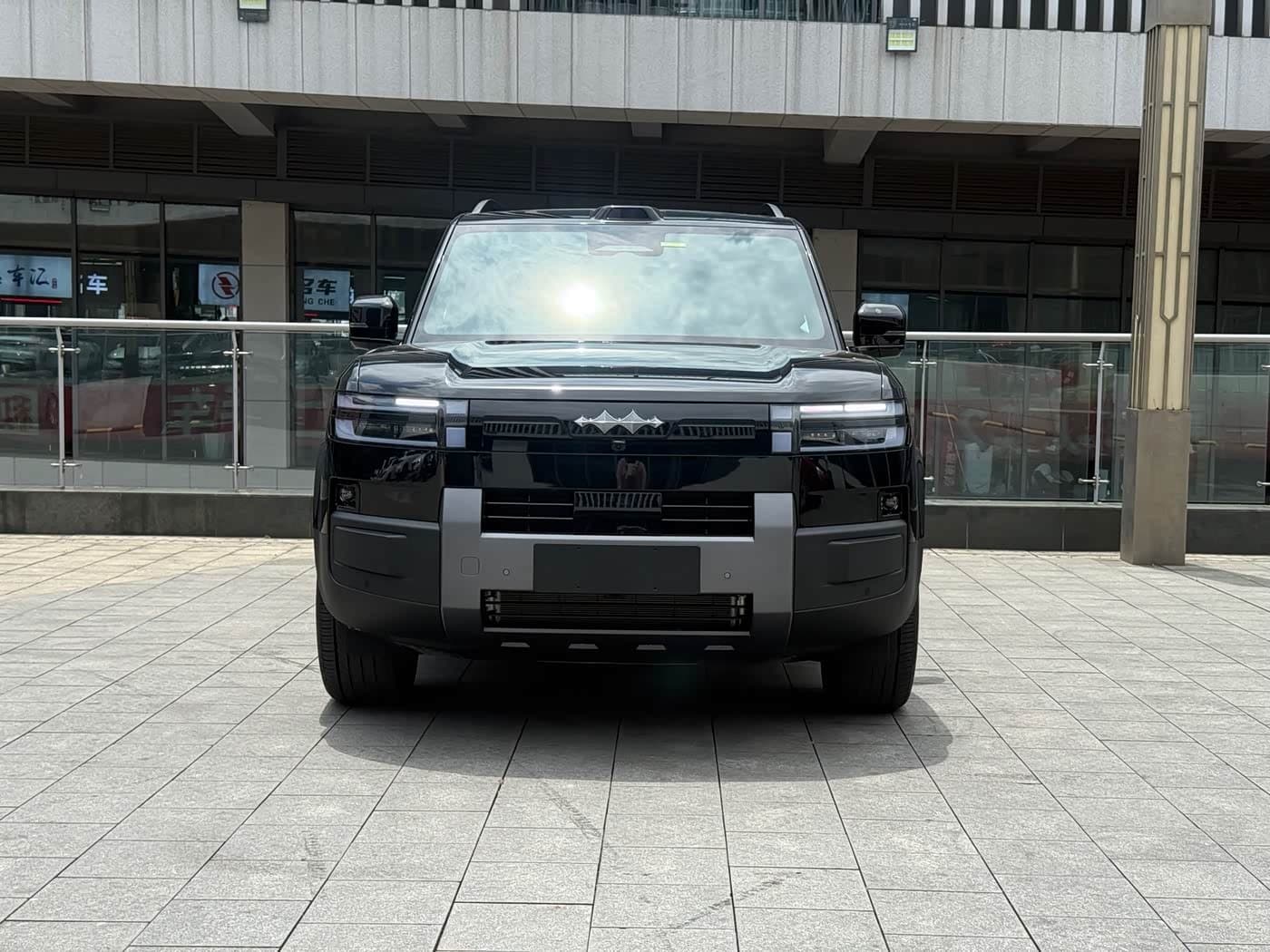 2025 Fang Cheng Bao Titanium 7 Black, 3,100 km, China export – photo 2