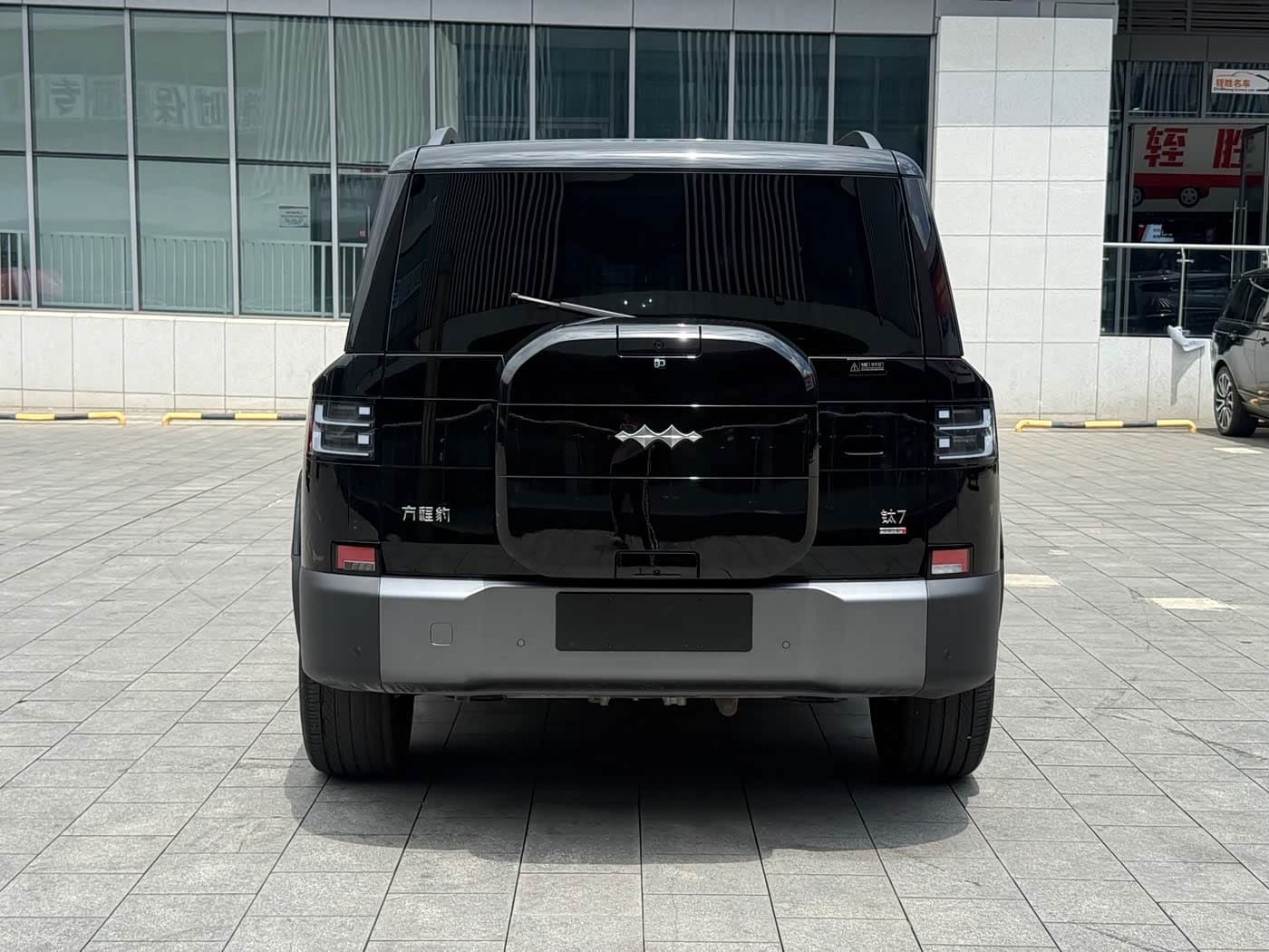 2025 Fang Cheng Bao Titanium 7 Black, 3,100 km, China export – photo 14