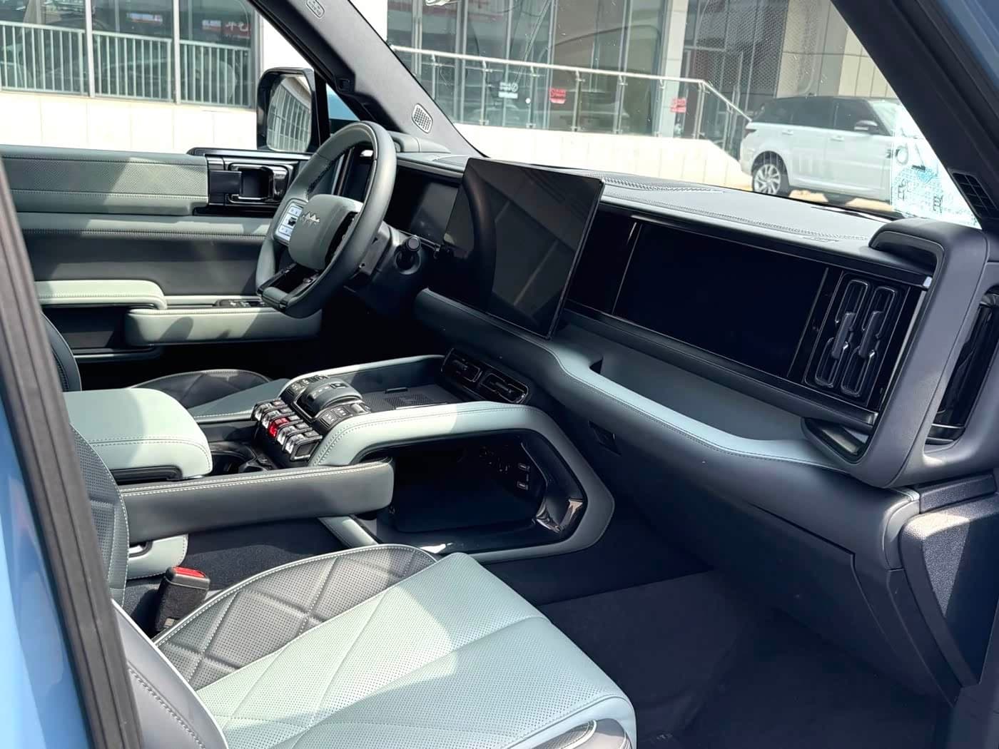 2023 Fang Cheng Bao Leopard 5 Blue, 20,000 km, China export – photo 5